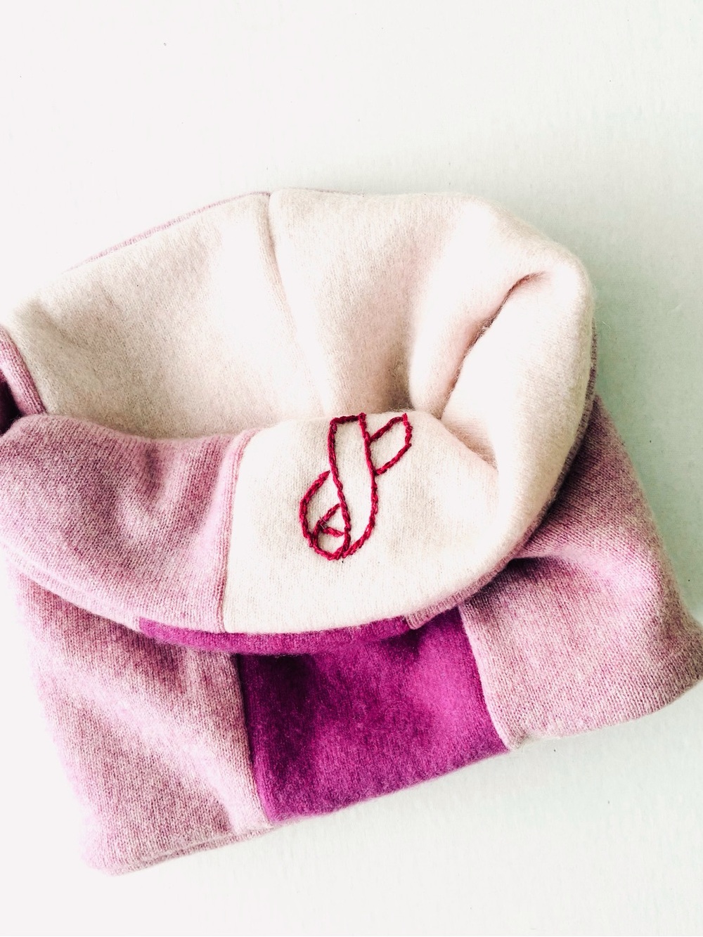 Cashmere neck muff
